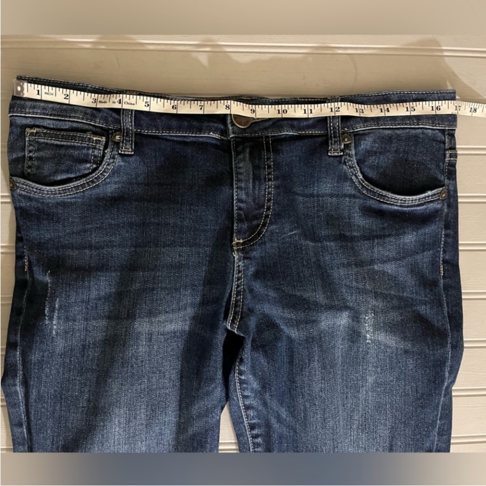 Kut from the Kloth Boyfriend Distressed Denim Jeans Women 10 Medium Wash Stretch - Picture 11 of 13